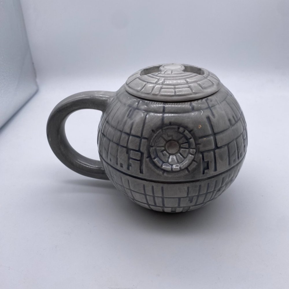 Lucasfilm Death Star Coffee Mug w/Lid